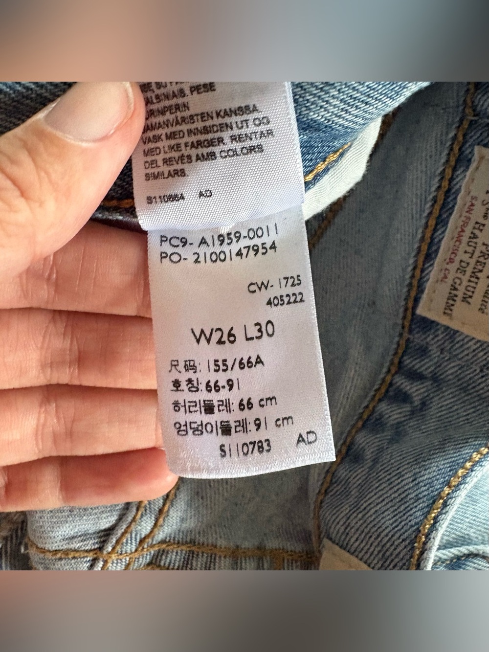 Levi's Light Blue Relaxed Fit Women's Jeans 501 90’s - Picture 4 of 6